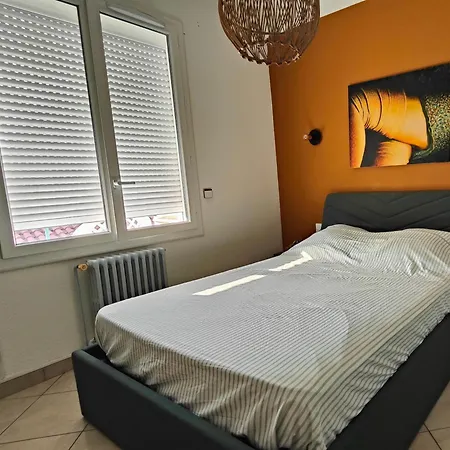 Soleil Et Confort Apartment
